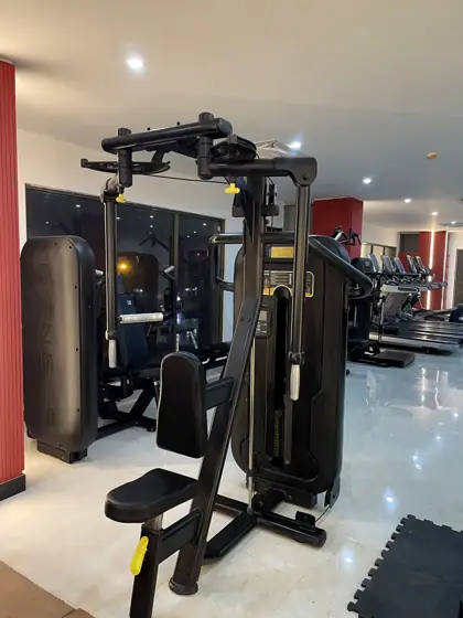 Strength machine